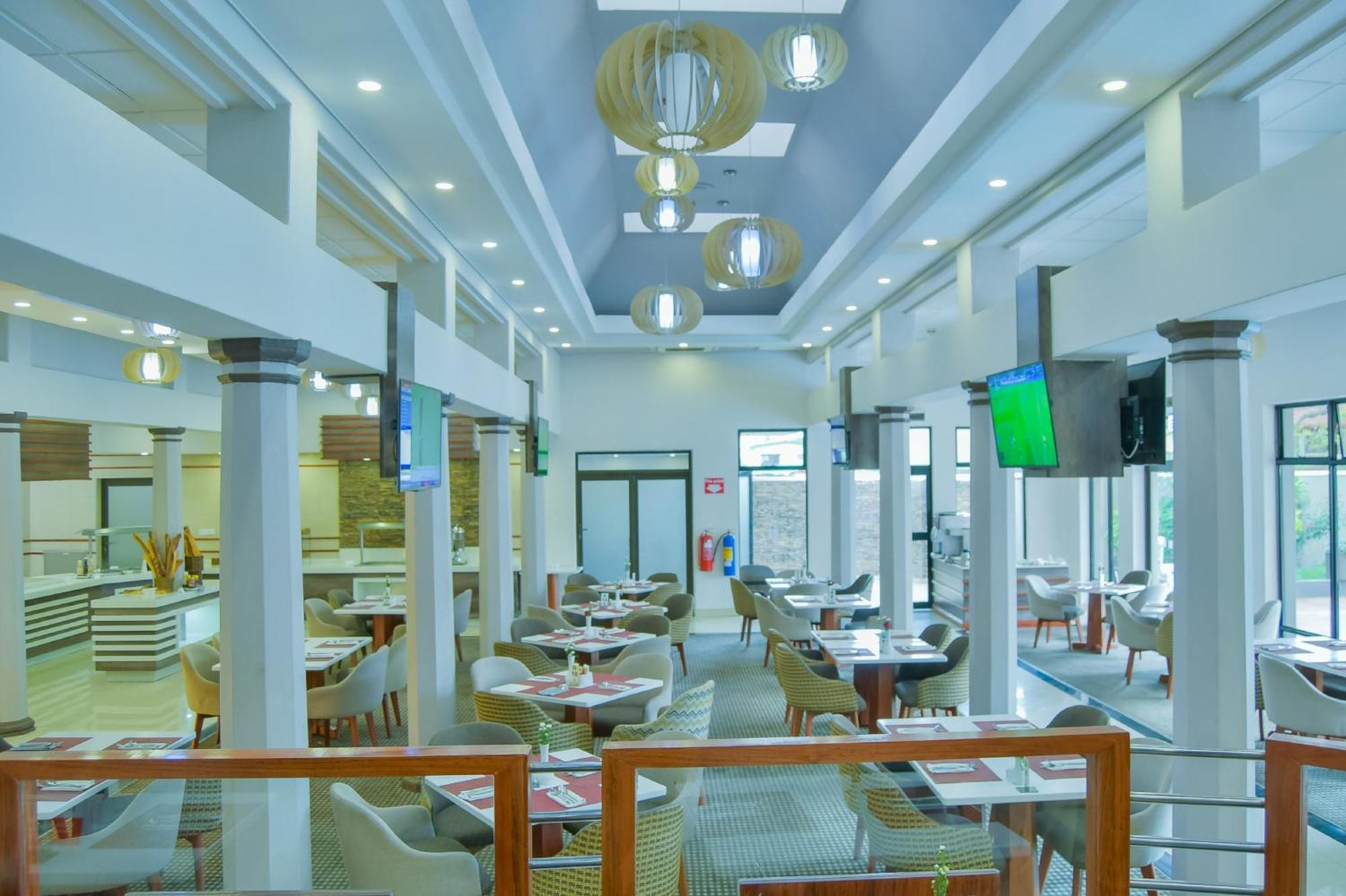 Holiday Inn - Harare By Ihg Ngoại thất bức ảnh