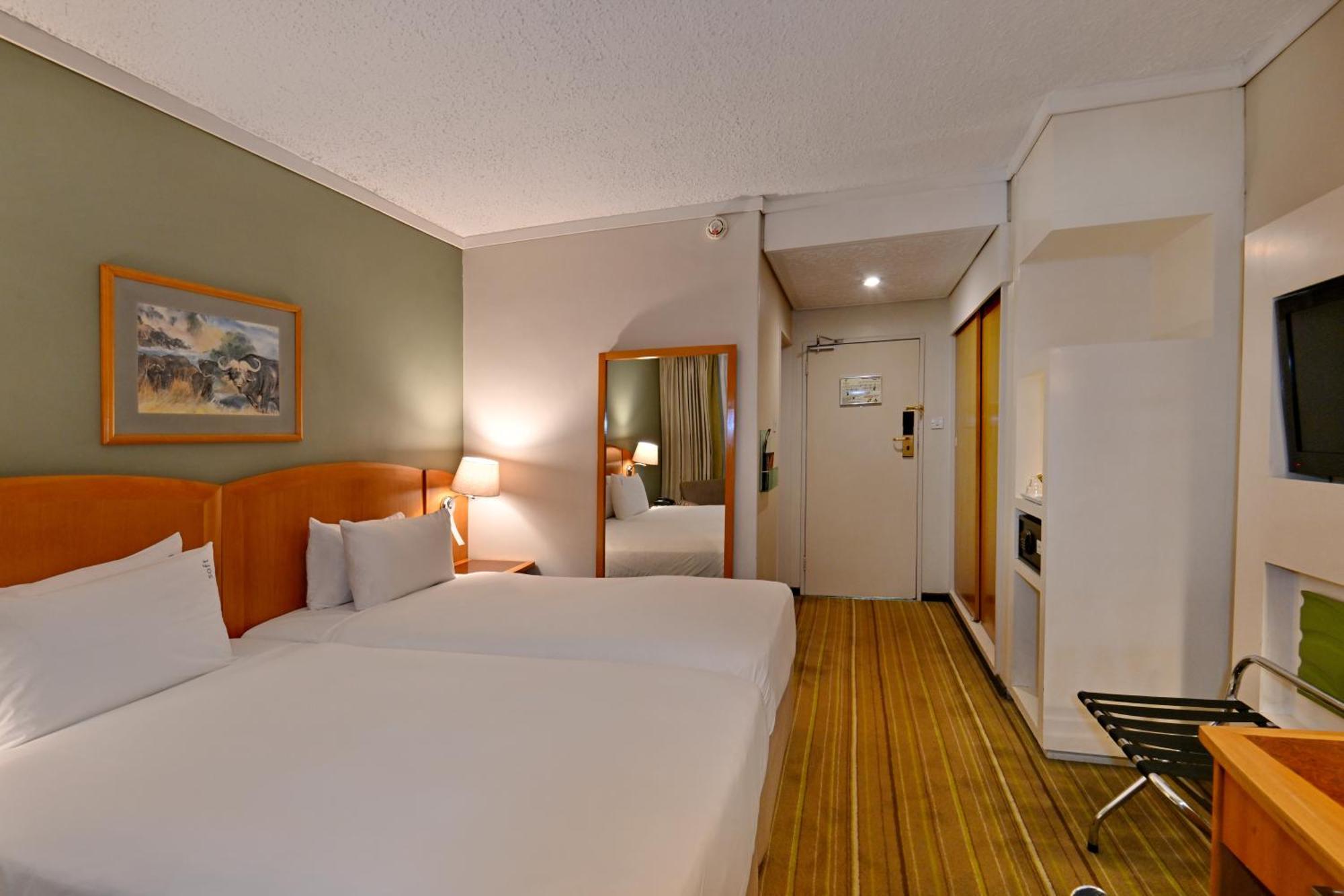 Holiday Inn - Harare By Ihg Ngoại thất bức ảnh