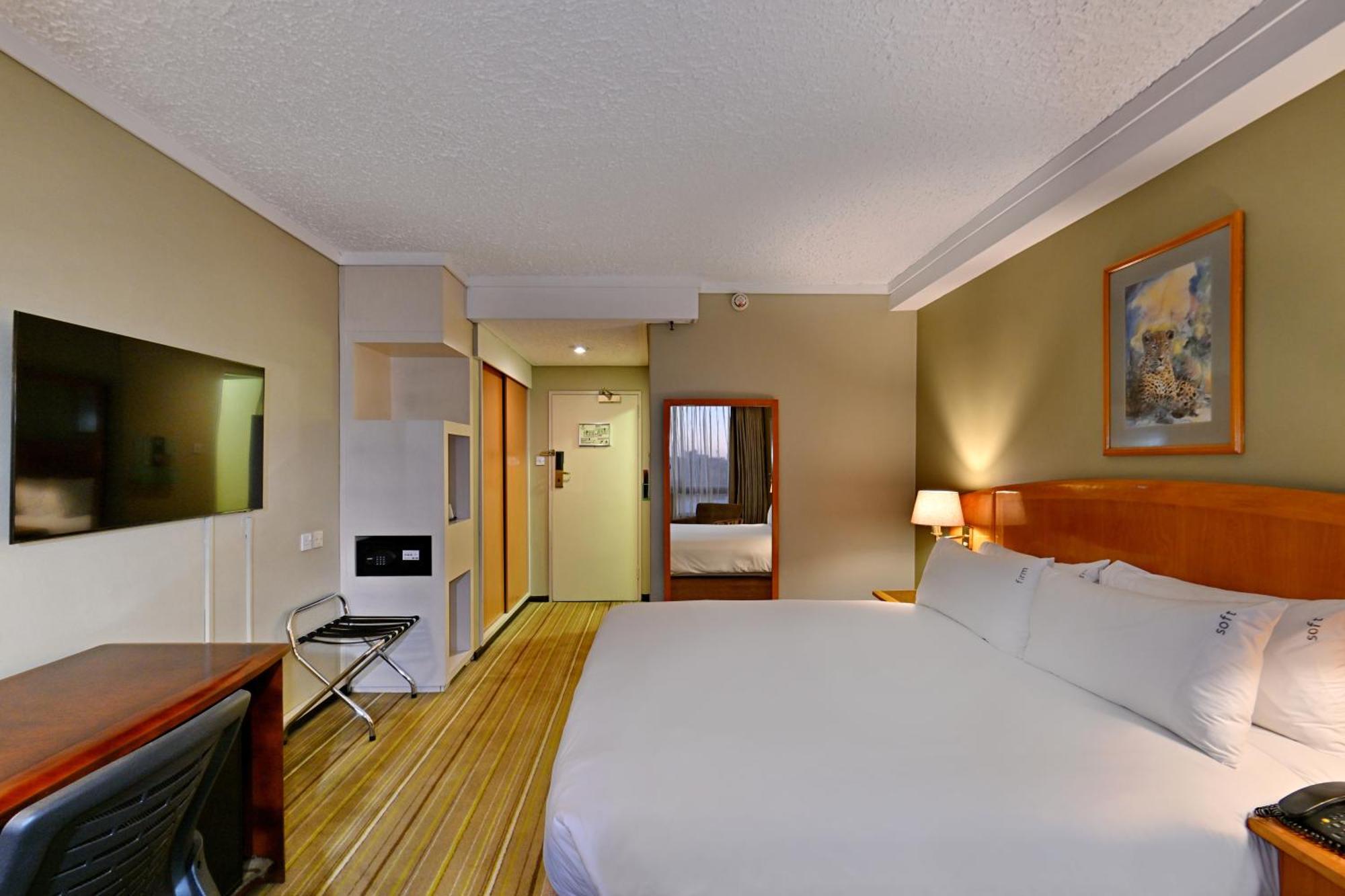 Holiday Inn - Harare By Ihg Ngoại thất bức ảnh