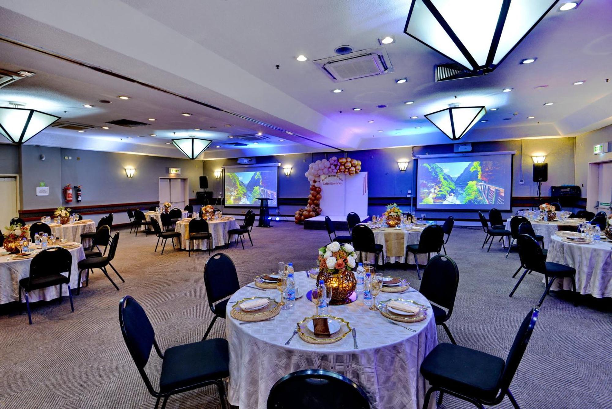 Holiday Inn - Harare By Ihg Ngoại thất bức ảnh